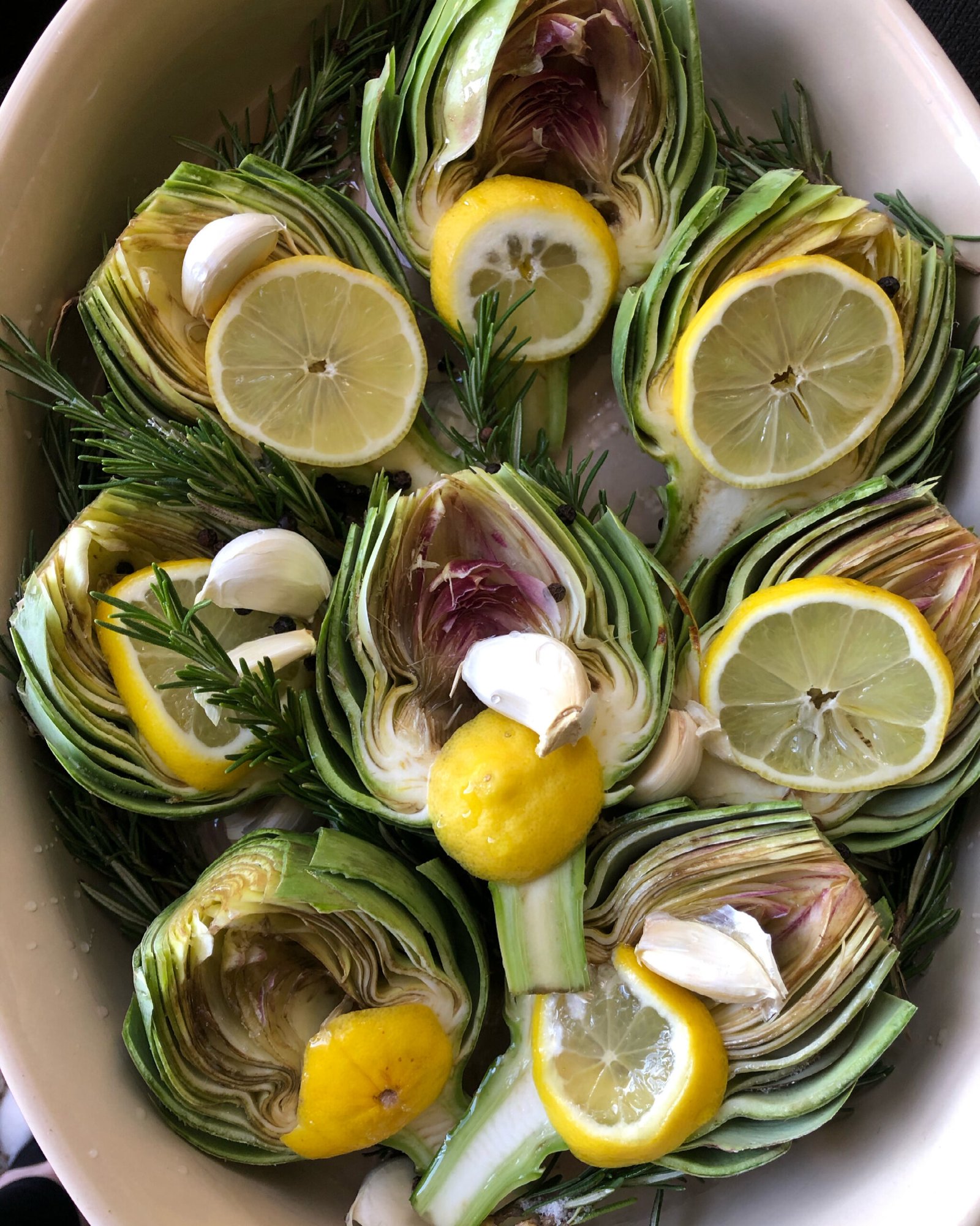 Artichokes Baked with White Wine, Thyme & Lemons